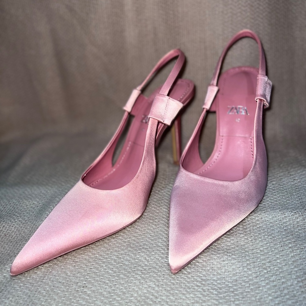 ZARA Satin Pump